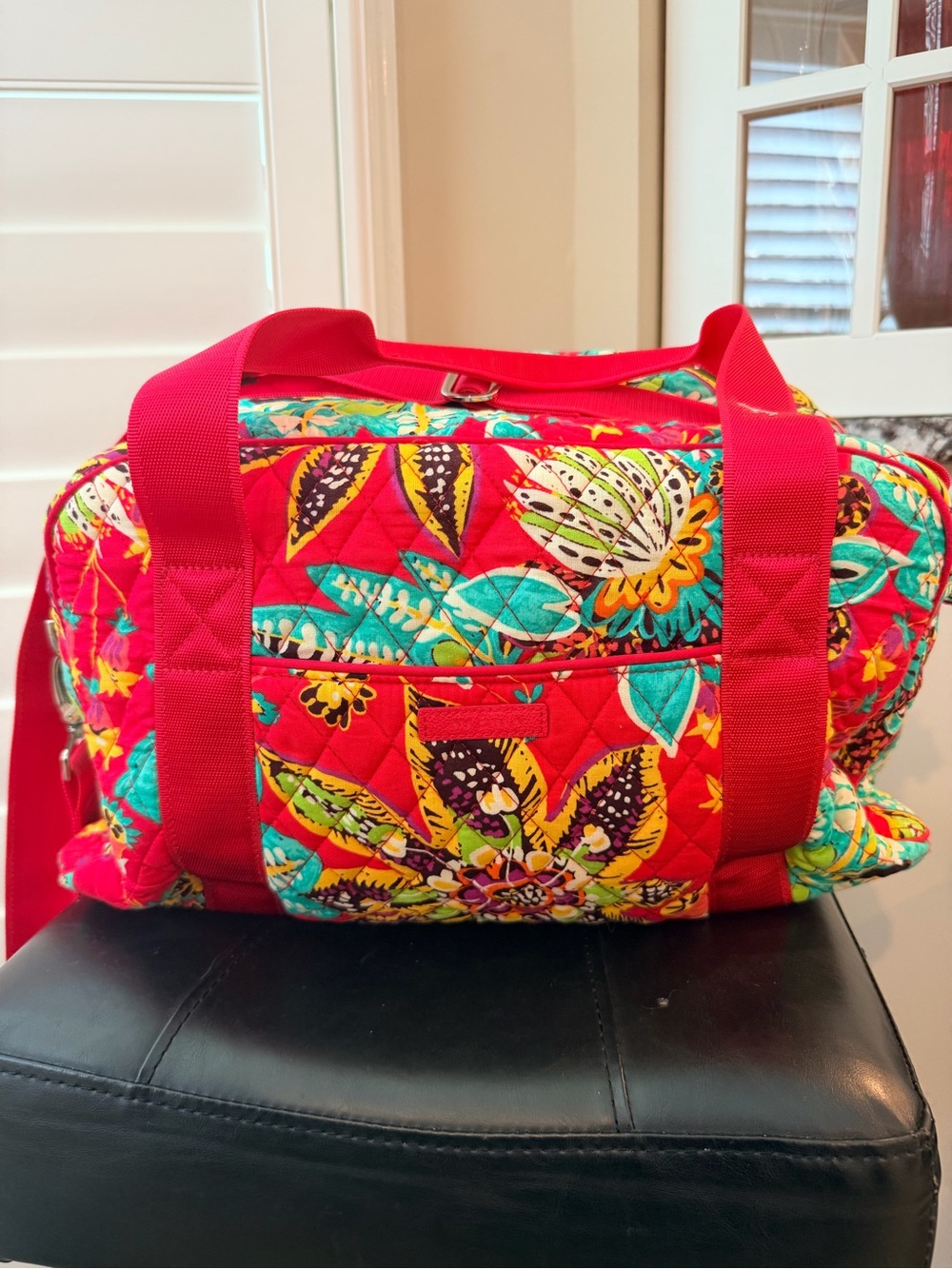 Vera Bradley Compact Sport Bag Rumba Red Floral Quilted Gym Travel Duffel